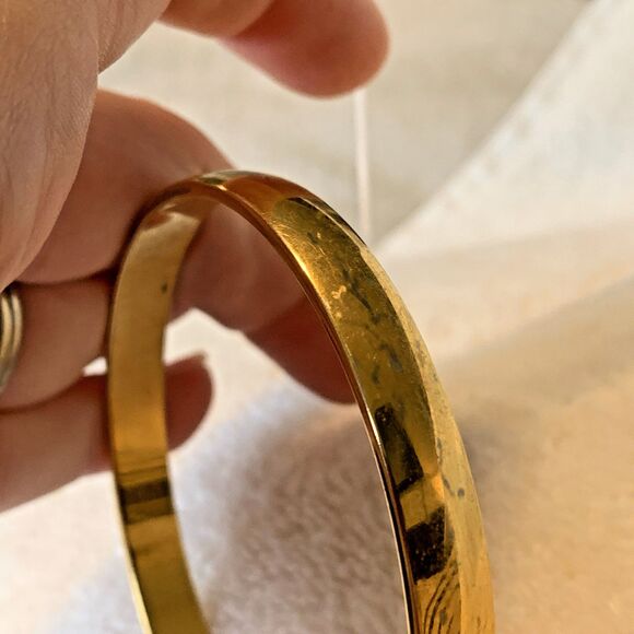 Vintage Monet Signed Gold-Tone Bangle Bracelet Minimalist 1960s–70s - Picture 5 of 11